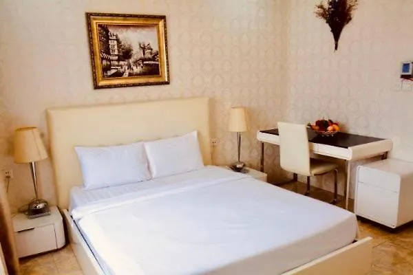 Golden Hotel & Apartment-1